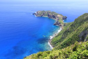 母島 乳房山からの景色