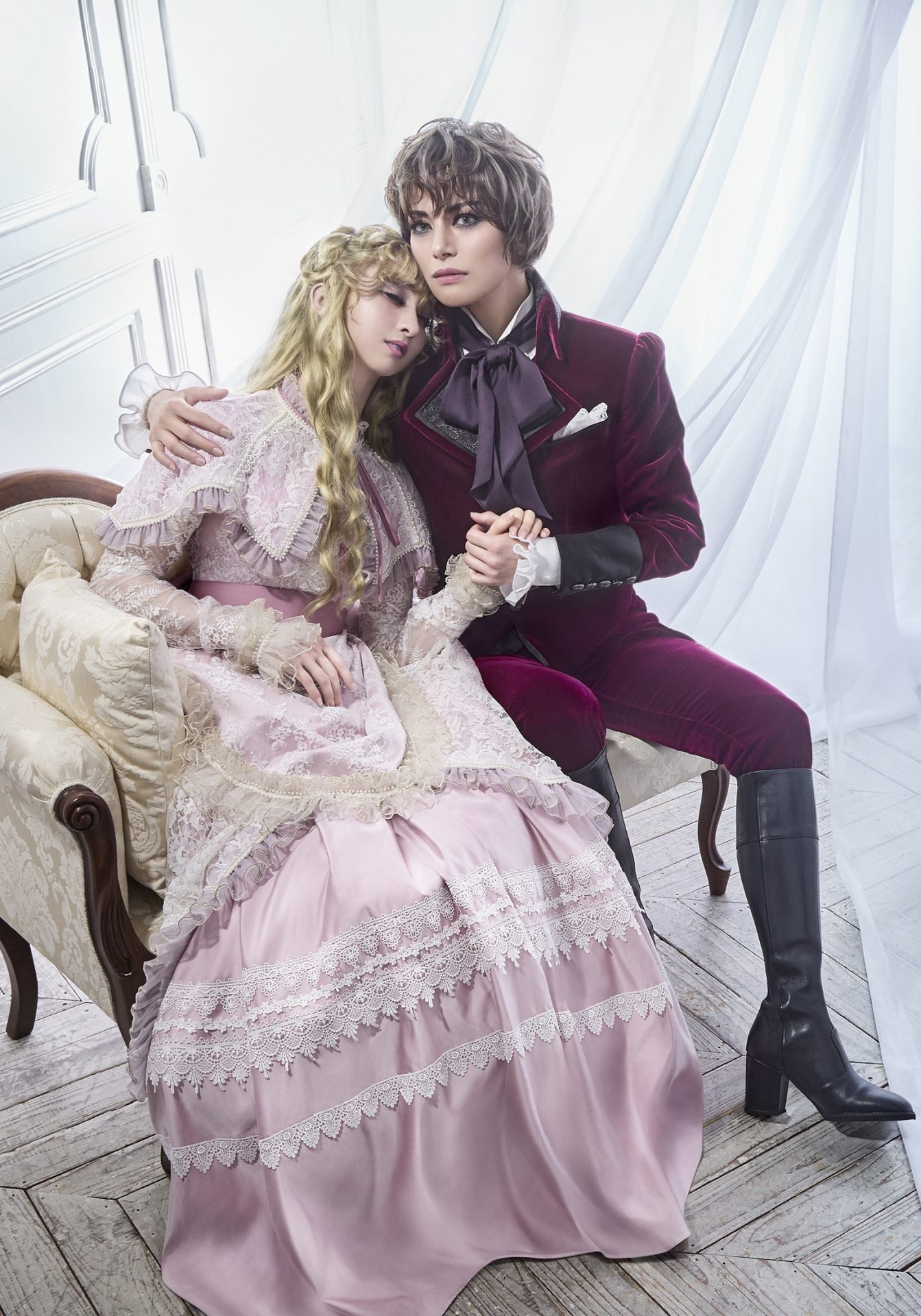 宝塚ホテルに宿泊！宝塚大劇場雪組公演「ポーの一族」Ｓ席